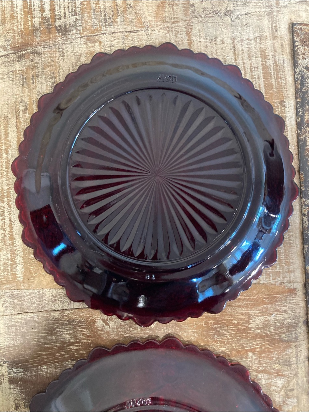 4 Avon Ruby Red Glass Luncheon Salad Dessert Plates 1876 Cape Cod Sunburst Back - Picture 11 of 16